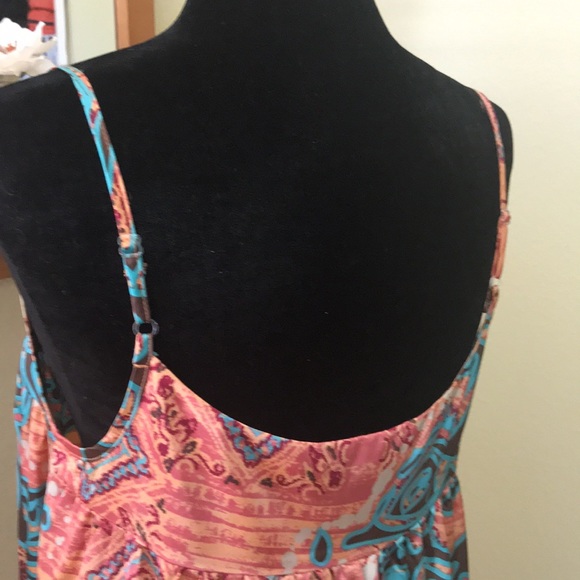 Dress - Picture 4 of 9